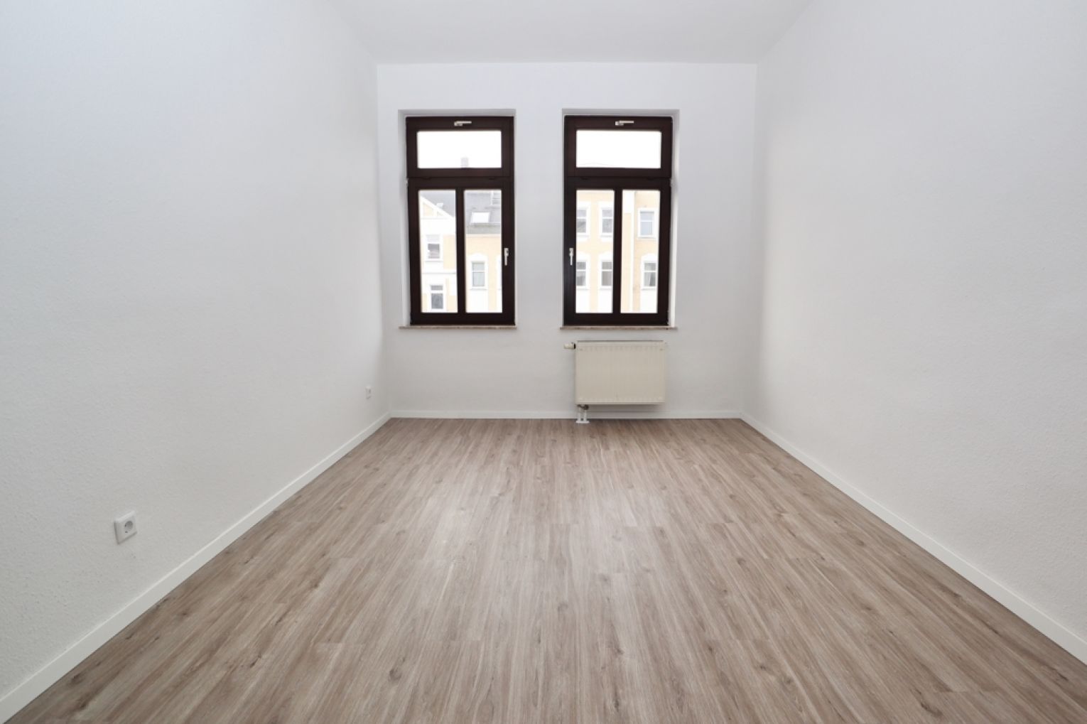 2-Zimmer Wohnung in Chemnitz • Einbauküche • neu saniert • Wanne • Sonnenberg • jetzt mieten