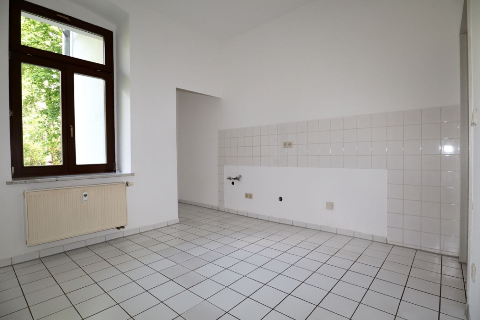 3-Raum Wohnung • Kaßberg • in Chemnitz • Kaltmietfrei • Wanne • Einbauküche • jetzt anrufen