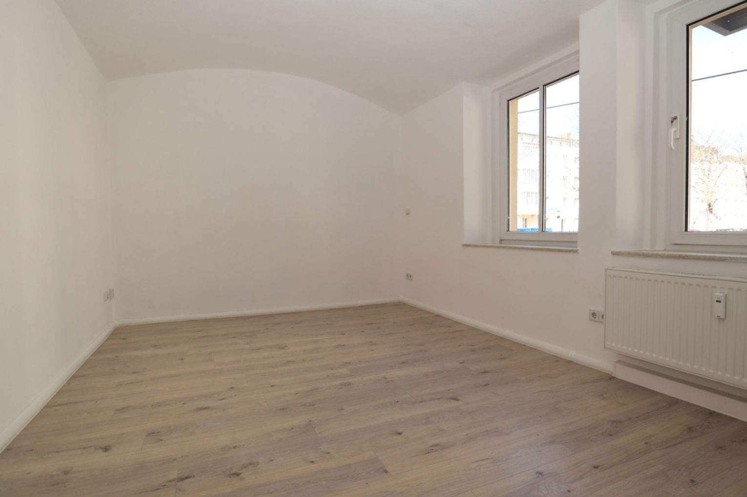 3-Zimmer • im Zentrum • Einbauküche • WG-geeignet • zur Miete  •  jetzt anrufen