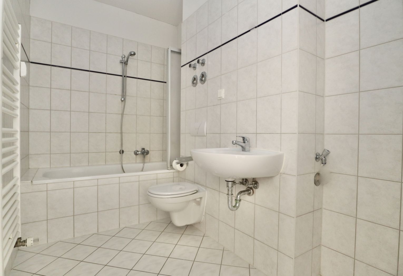 Schloßchemnitz • 2-Zimmer • individuell • Balkon • perfekte Lage • mit Küche • ab sofort frei! - Photo 1