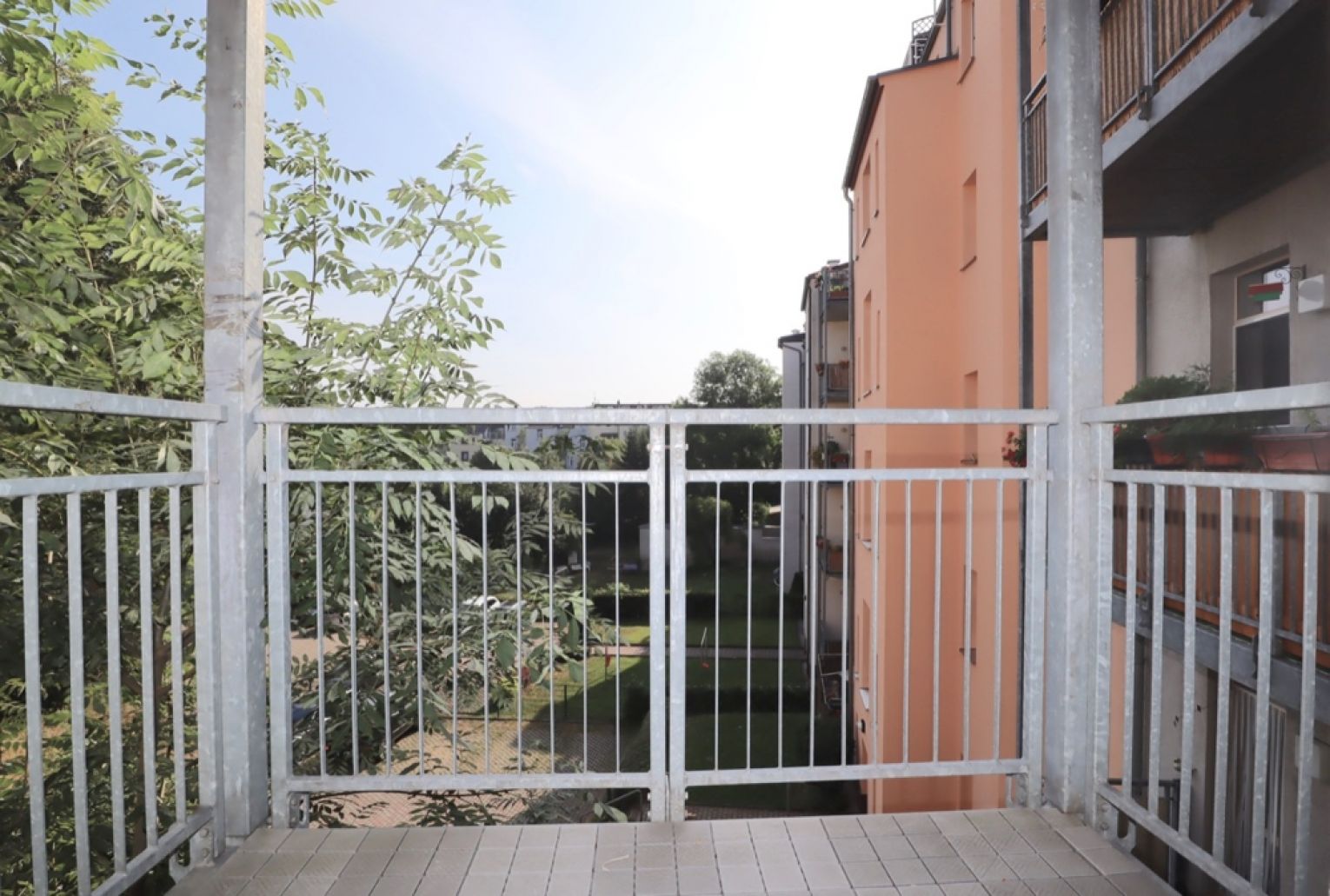 Kaßberg • 2 Raum • Balkon • mit Wanne und Dusche • Aufzug • gleich anrufen