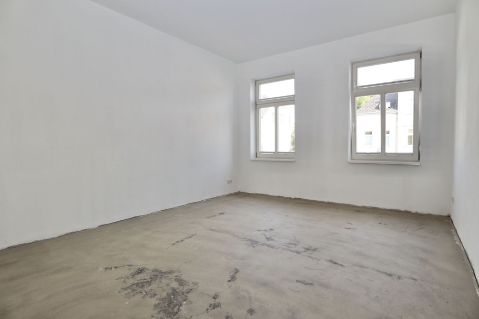 modern wohnen • Altchemnitz • 2-Raum Wohnung • Balkon  • Solartechnik • Fußbodenheizung • Stellplatz
