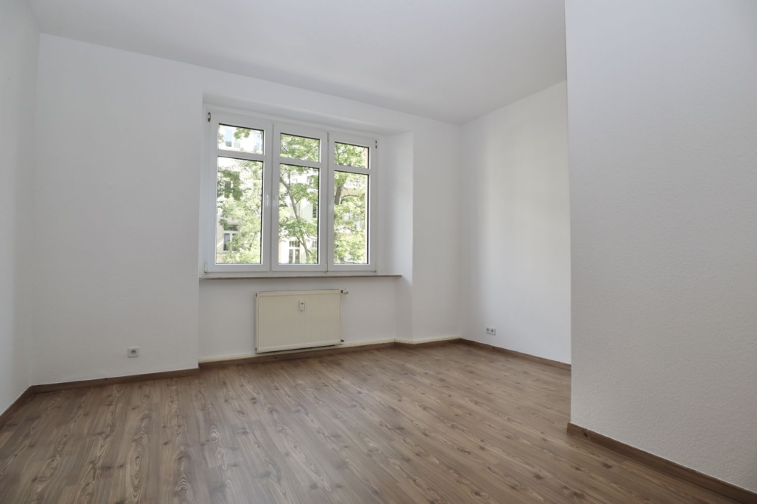 2-Raum Wohnung • Kaßberg • Balkon • Chemnitz • Einbauküche • neuer Boden • zur Miete