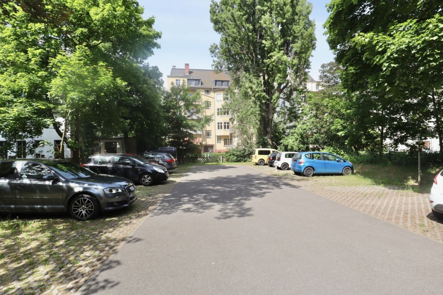 Eigentumswohnung • in Chemnitz • auf dem Kaßberg • 2-Raum • Balkon • Stellplatz • vermietet
