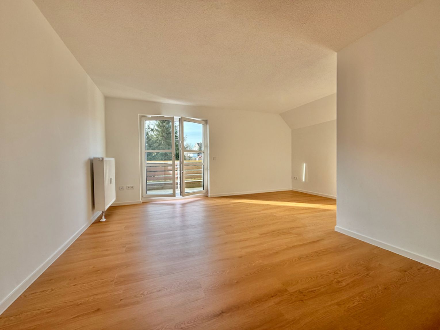 2 Zimmer • Carport • zwei Balkone • ERSTBEZUG • in Mittelbach • zur Miete • schnell sein und mieten