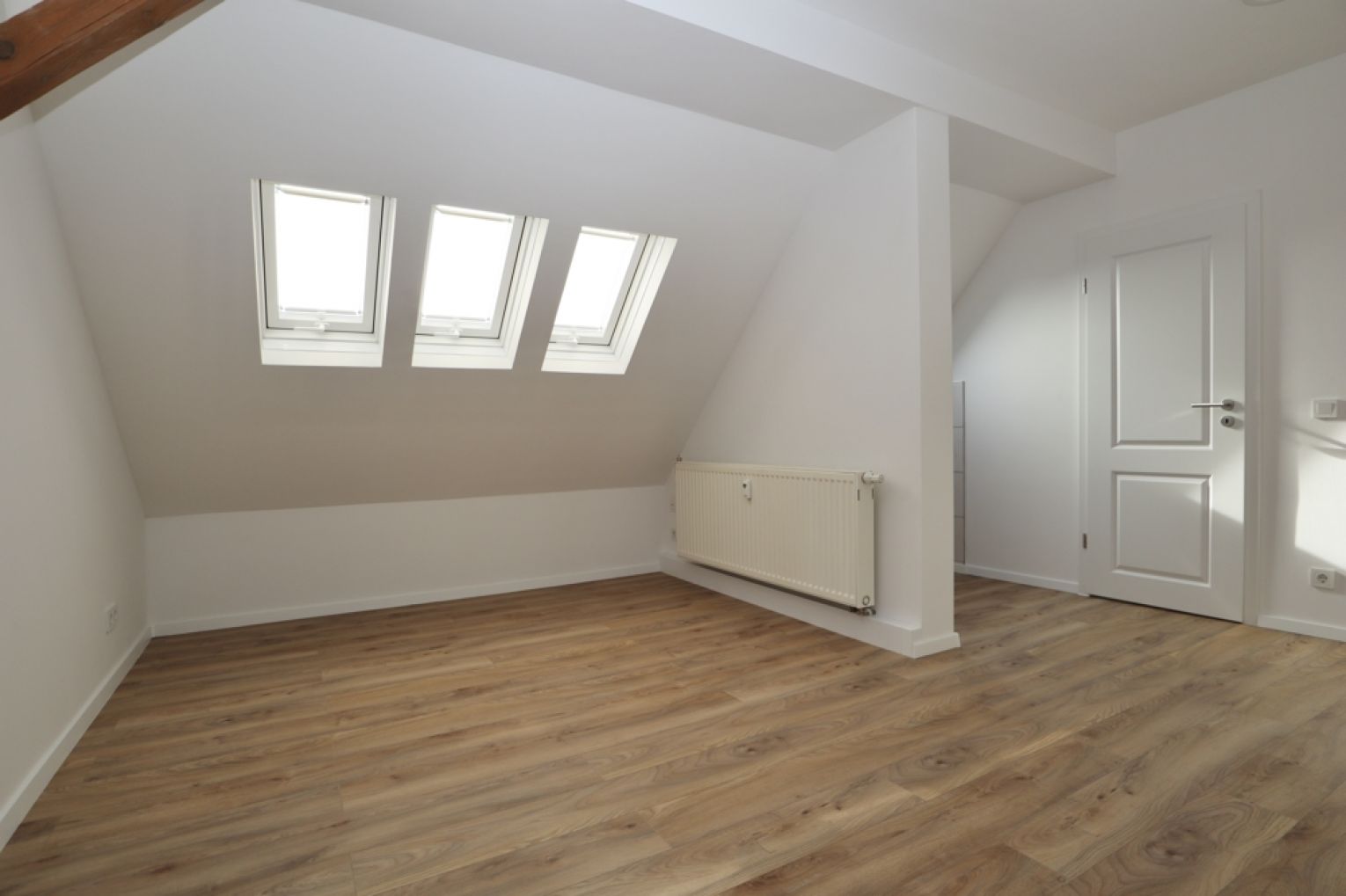 Dachgeschosswohnung • 1 Raum  • neu • für Singles oder Studenten • Kappel •  Chemnitz • schnell sein