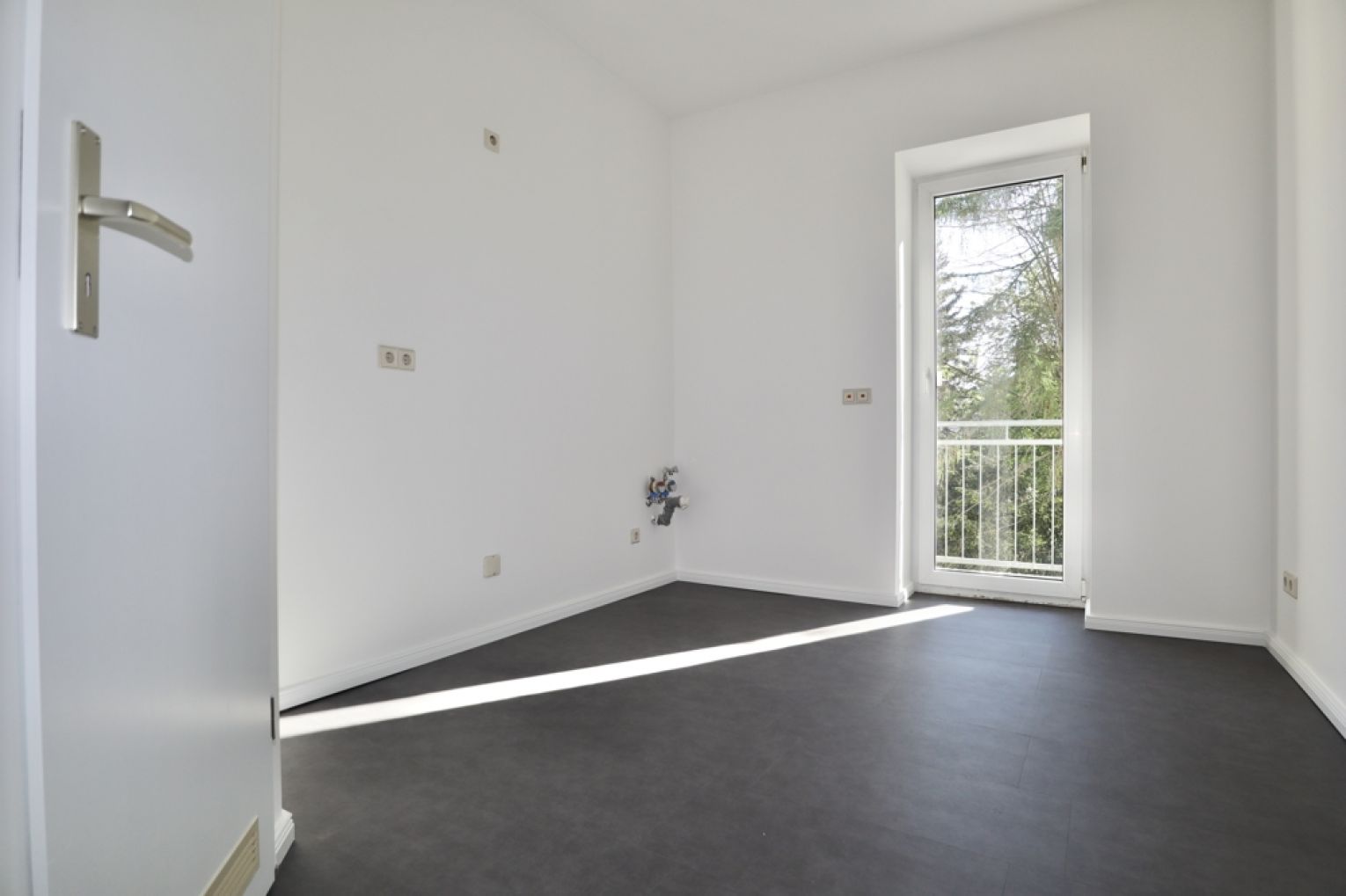 Balkon • renoviert • modern • 2 Zimmer Wohnung • Kaßberg • Chemnitz • jetzt mieten • 1. Wohnung