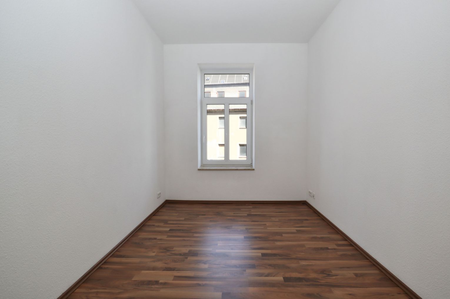 2-Raum Wohnung • Chemnitz • Balkon • Stellplatz • Schloßchemnitz • Fussbodenheizung • jetzt mieten!