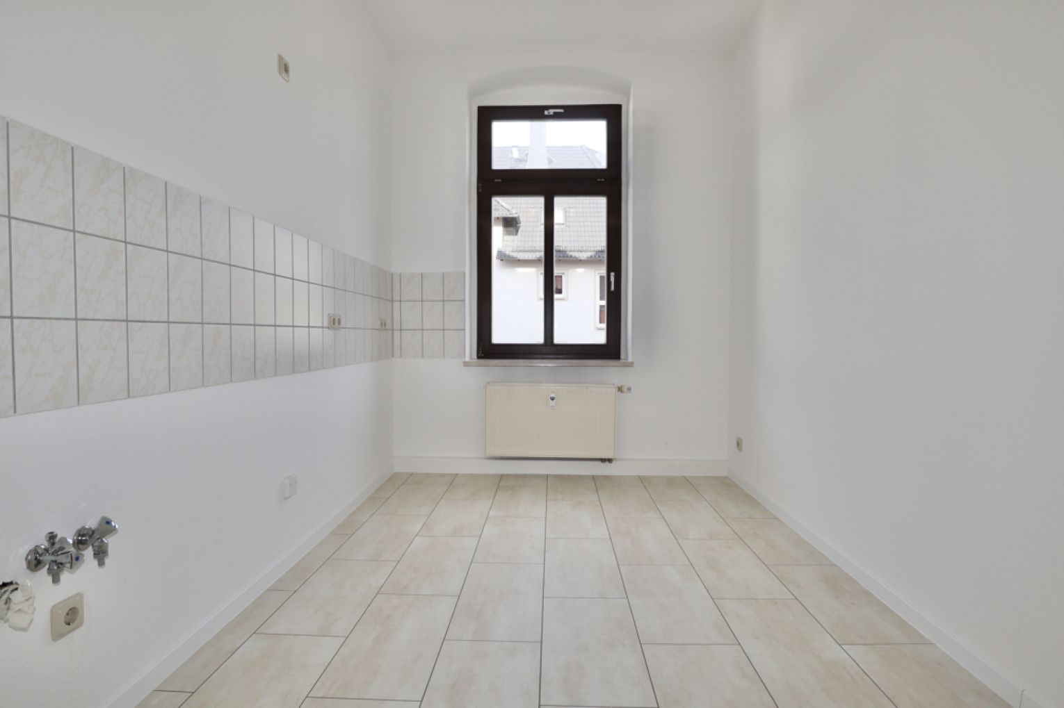 Einbauküche • 3-Raum Wohnung •  Kaltmietfrei • Chemnitz • Sonnenberg • Fahrstuhl • jetzt anrufen