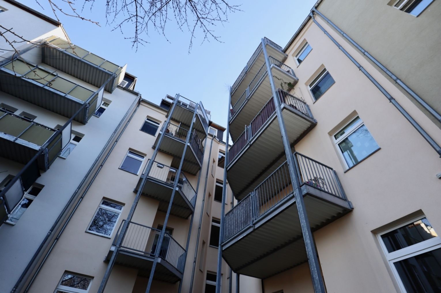 1-Raum Wohnung • Einbauküche • Kaßberg • Miete • Altbau • Balkon • schnell sein lohnt sich
