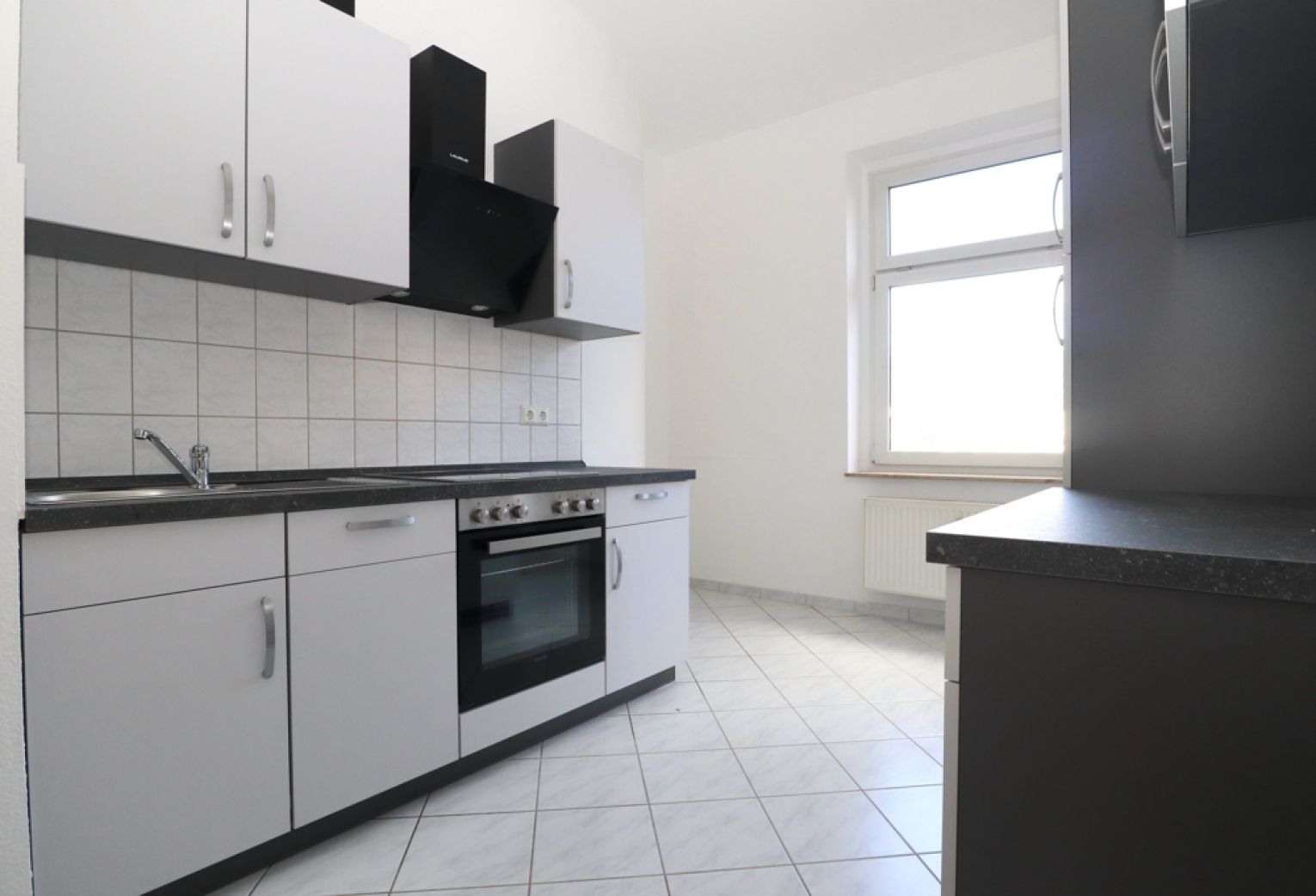 Kaßberg • 2-Zimmer • vermietet • zum Kauf • mit Balkon • in Chemnitz • als Kapitalanlage • kaufen!