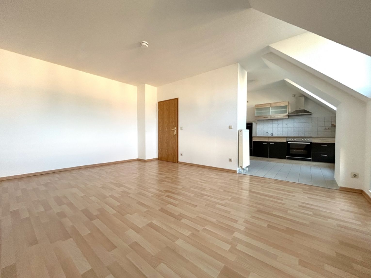 Altendorf •  Chemnitz • 1-Zimmer • Einbauküche • gemütlich • jetzt Termin vereinbaren