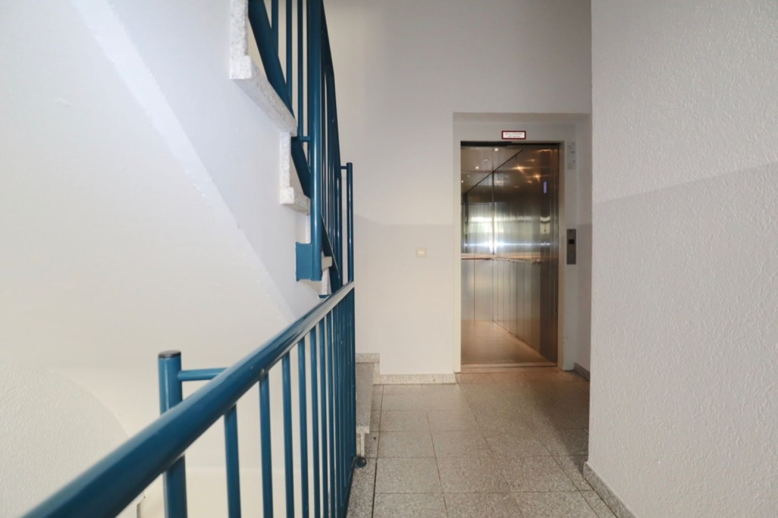 Kaßberg • Balkon • Tiefgaragenstellplatz • in Chemnitz • 1-Raum Wohnung • Aufzug • jetzt anrufen