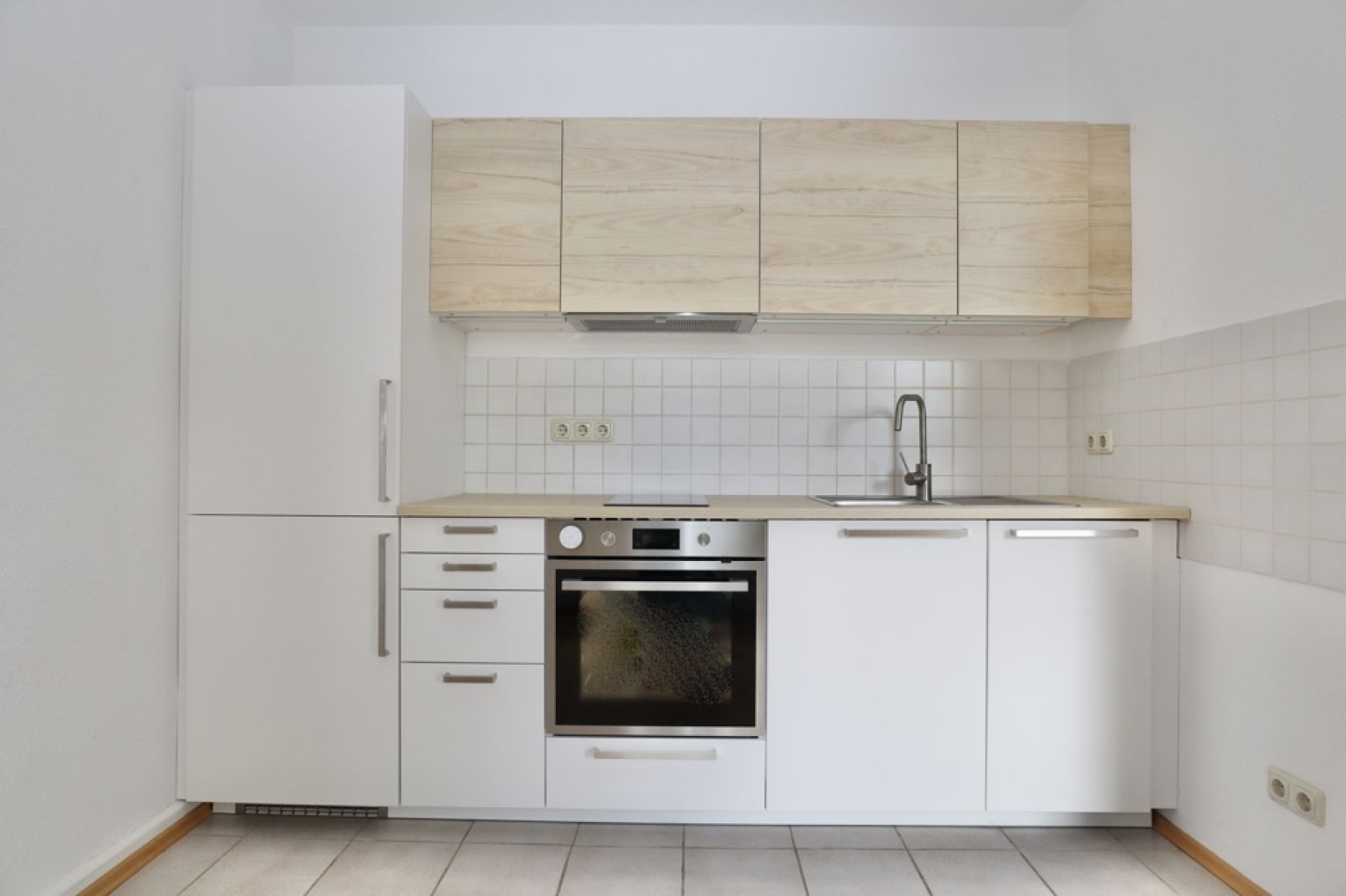 2-Raum Wohnung • zur Miete • großer Balkon • Wanne • Altbau • Chemnitz • Hilbersdorf • jetzt anrufen