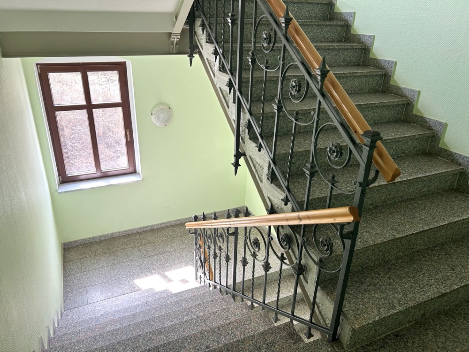 Balkon • Kaßberg • helle 2- Zimmer Wohnung • zur Miete • Einbauküche • Chemnitz