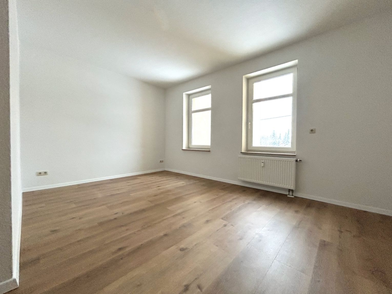 4 Zimmer • in Hartmannsdorf • mit Balkon • ideale Familiengröße • zur Miete • jetzt anrufen!