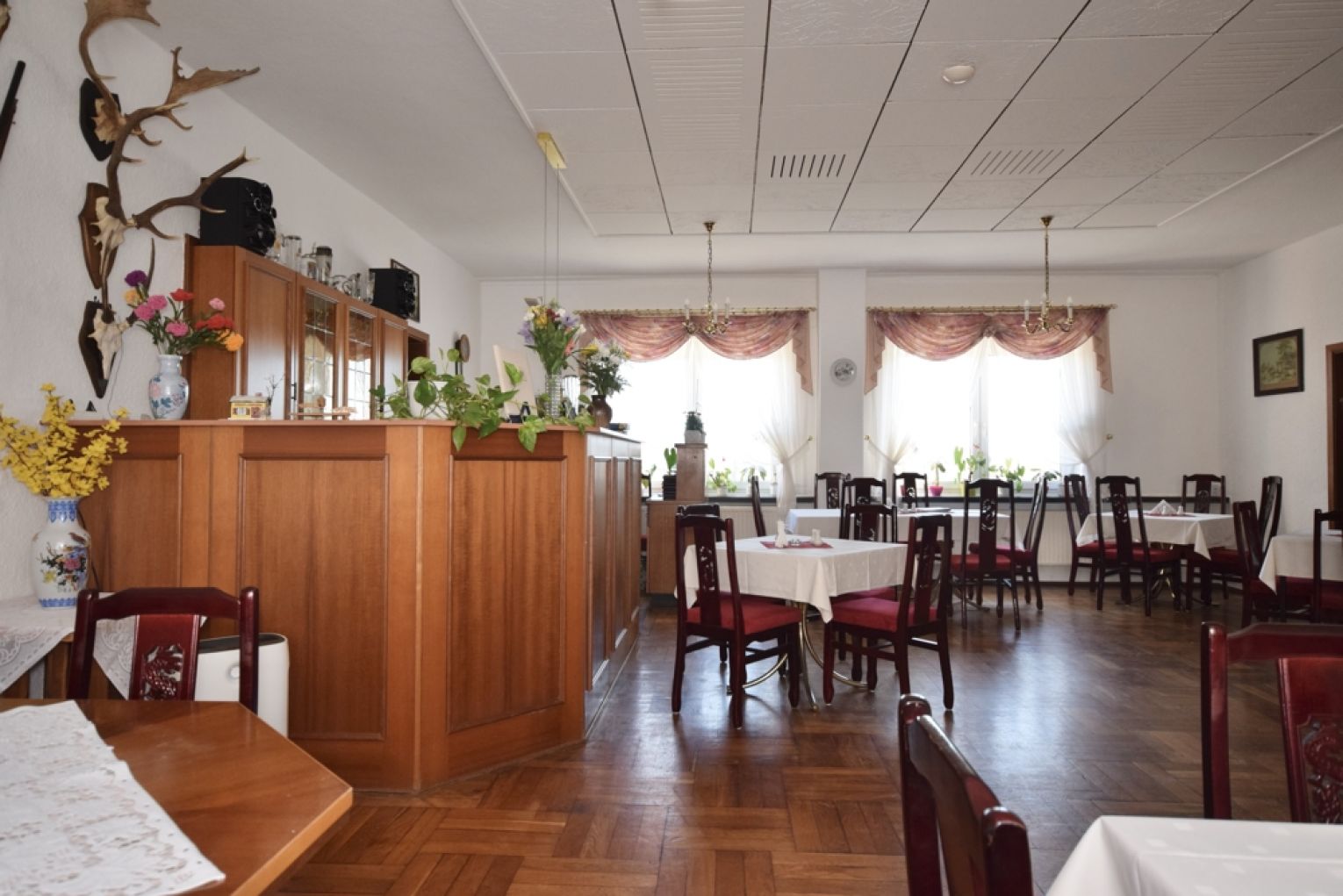 Geyer • Pension • Gastronomie • Stellplätze • 5700 qm Grundstück • mit Einliegerwohnung • TOP Lage