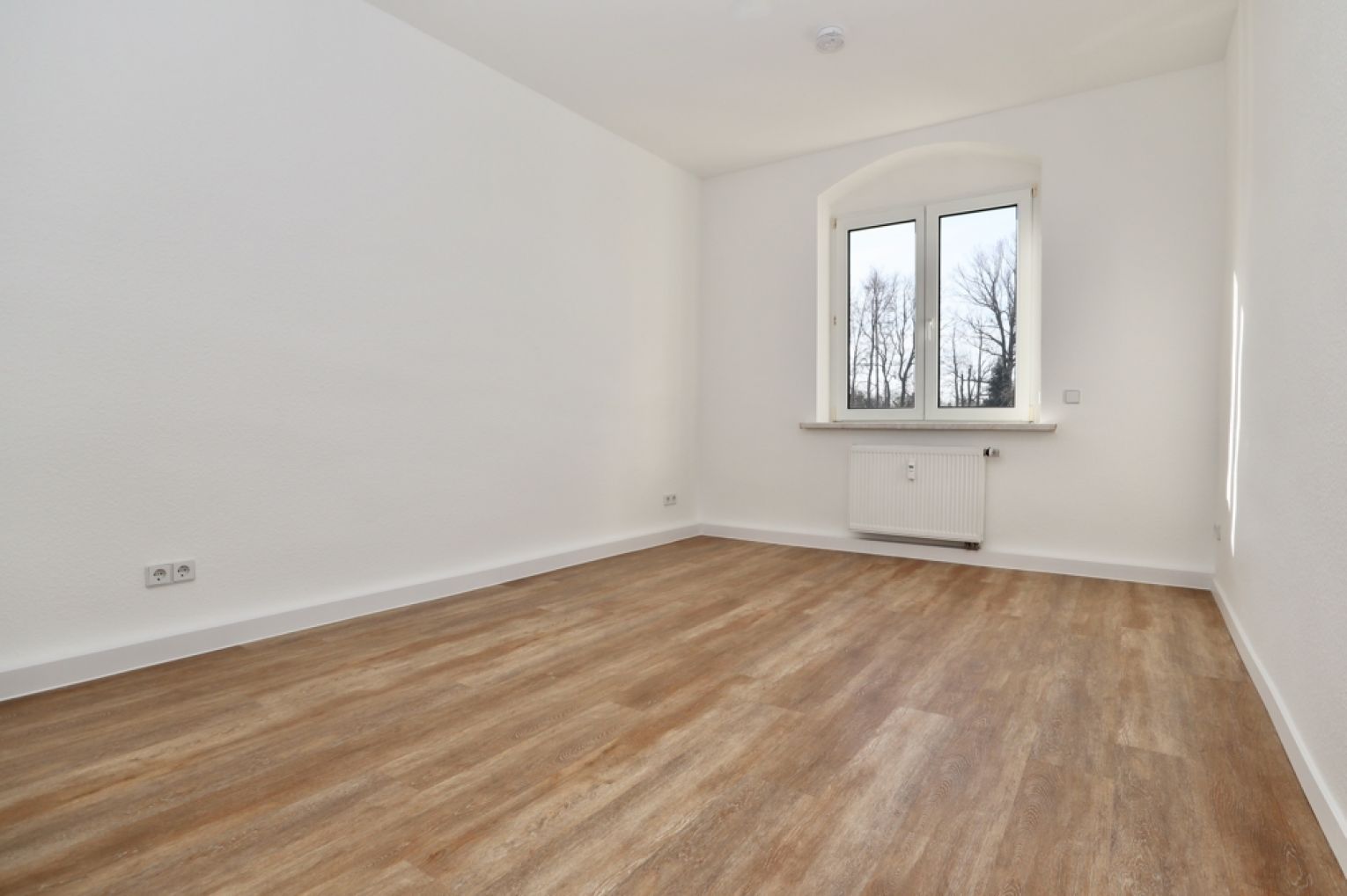 Jetzt mieten • 3 Zimmer Wohnung • Balkon • Wintergarten • Neu saniert • Garage • in Reichenbrand