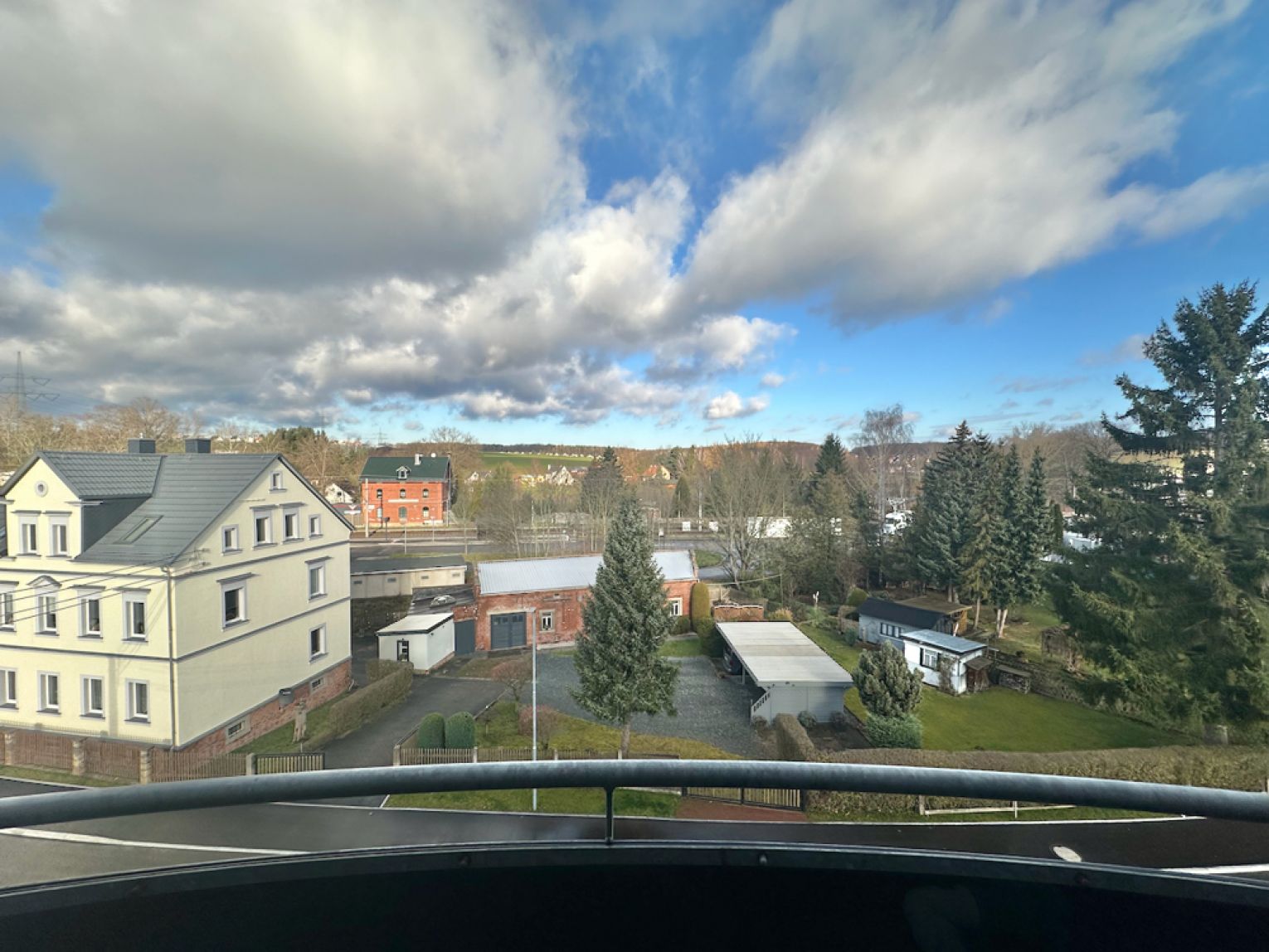Dachgeschoss • Balkon • Stellplatz • Erstbezug • Neukirchen • zur Miete • 3-Zimmer • schnell sein!