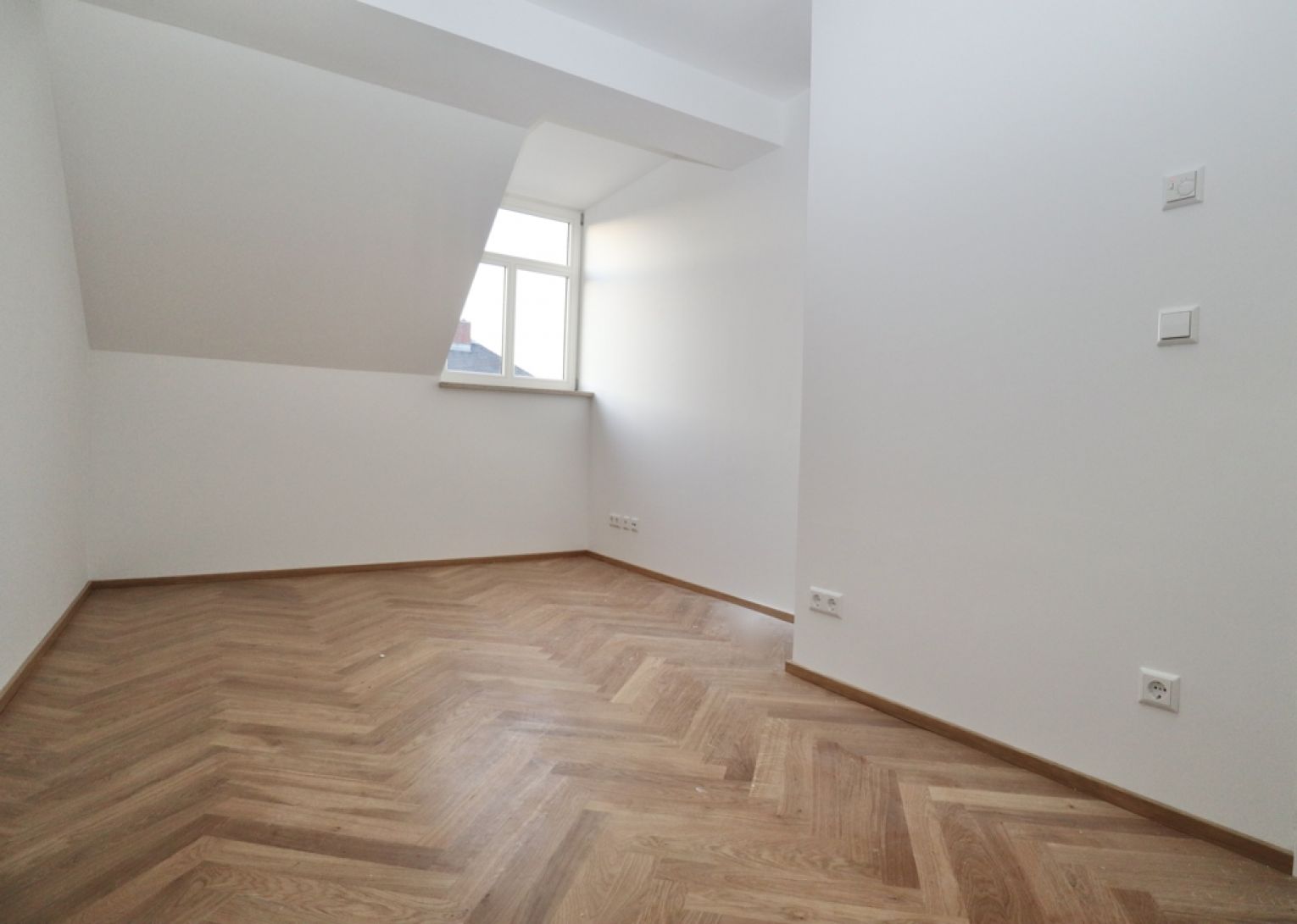 Terrasse • 5-Zimmer • Maisonette • ERSTBEZUG • Chemnitz • Fußbodenheizung • Sonnenberg • jetzt mieten