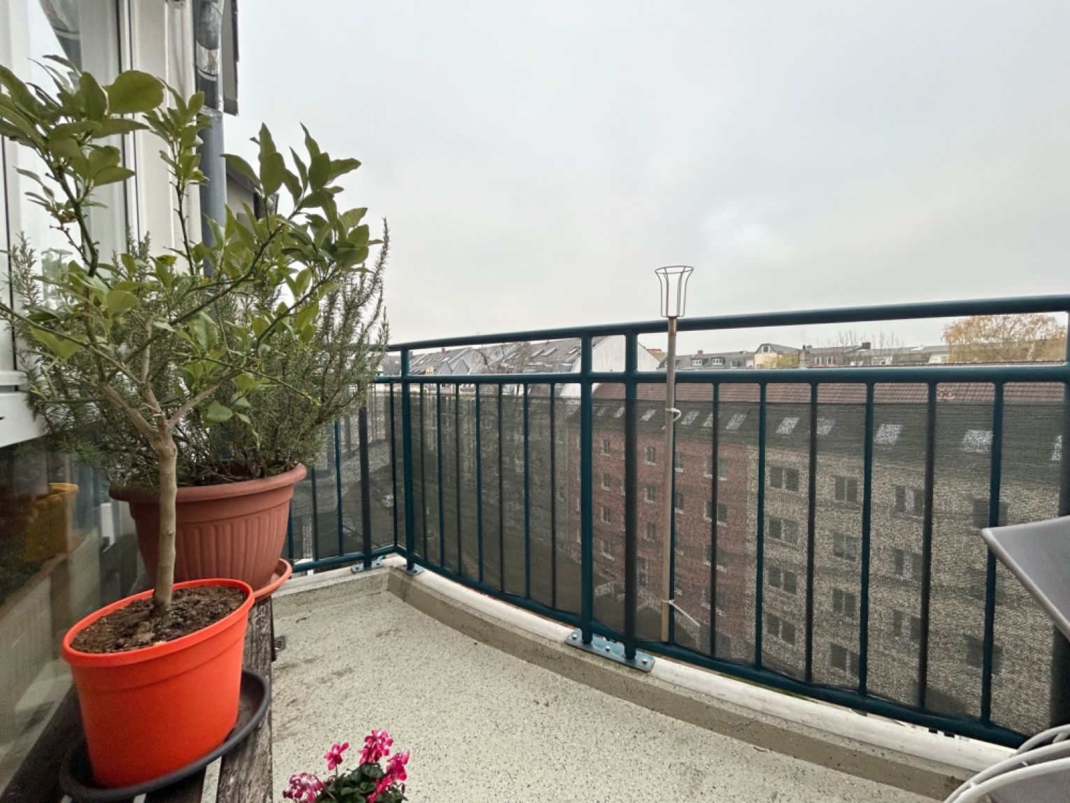 Kaßberg • Balkon • Tiefgaragenstellplatz • in Chemnitz • 1-Raum Wohnung • Aufzug • jetzt anrufen