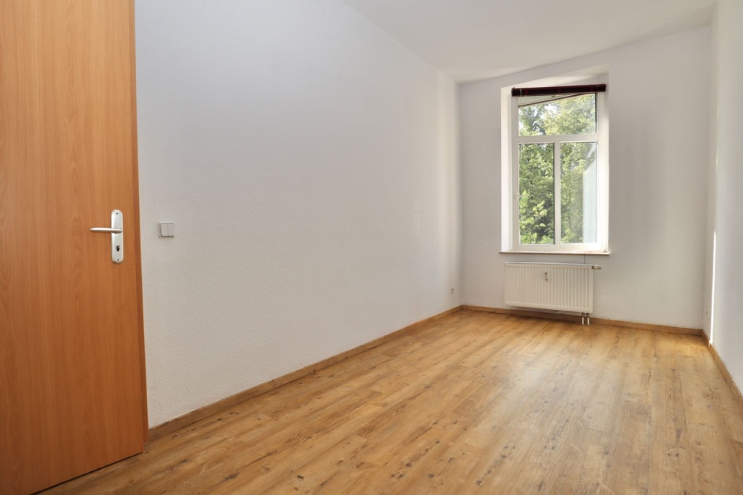 mit Küche • zur Miete • 2-Zimmer • Dusche • Vinylboden • Schloßchemnitz • schnell anrufen!