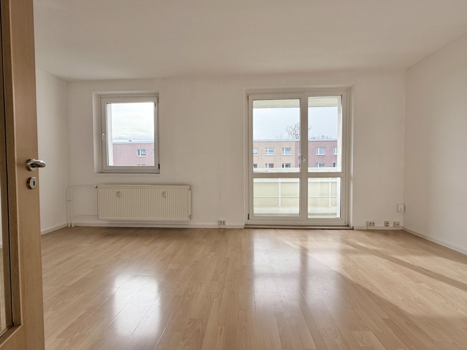 TOP • 3-Zimmer Wohnung • in Kappel • Balkon • Laminat • Einbauküche • jetzt mieten !?