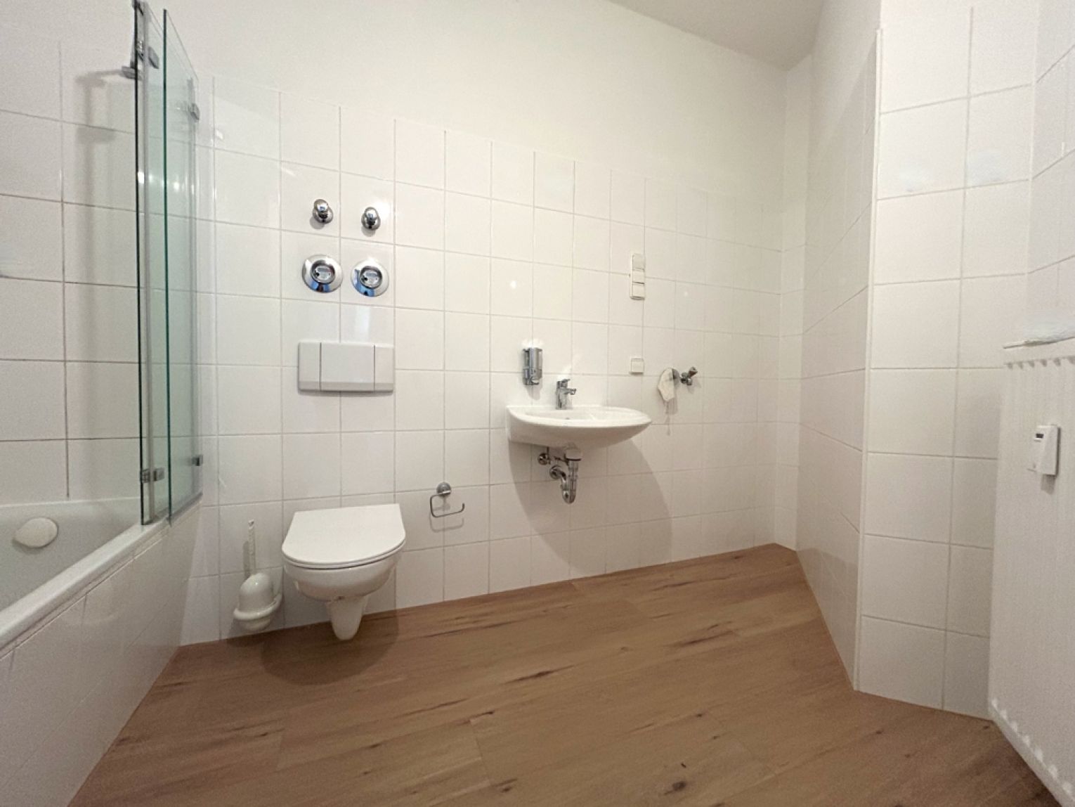 Schloßchemnitz • 2-Raum • Wanne • Altbau&Stuck • offene Küche • schick saniert • jetzt MIETEN