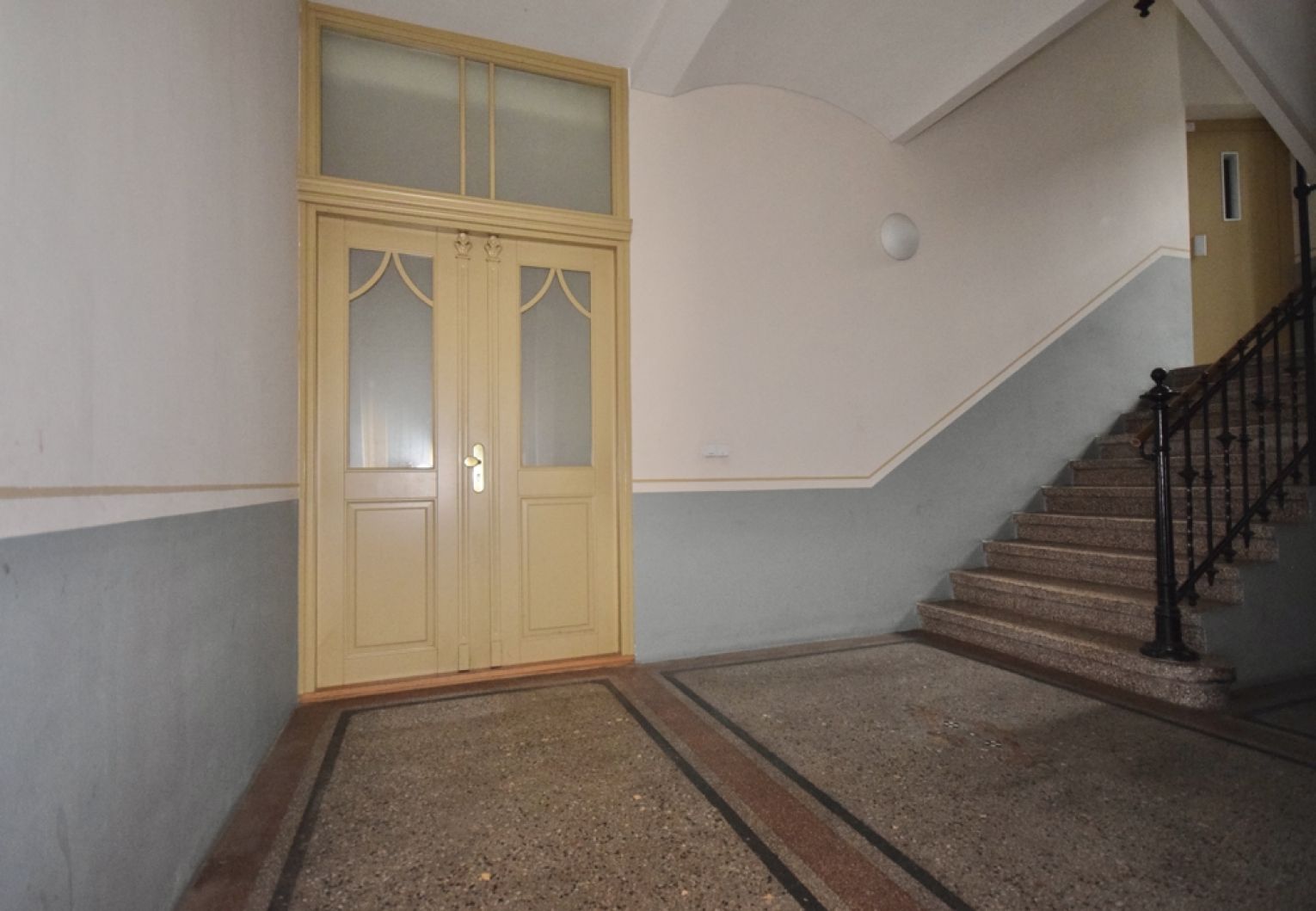 3-Raum Wohnung in Chemnitz • Parkett • Balkon • Wanne • Aufzug • Jugendstil • jetzt anrufen