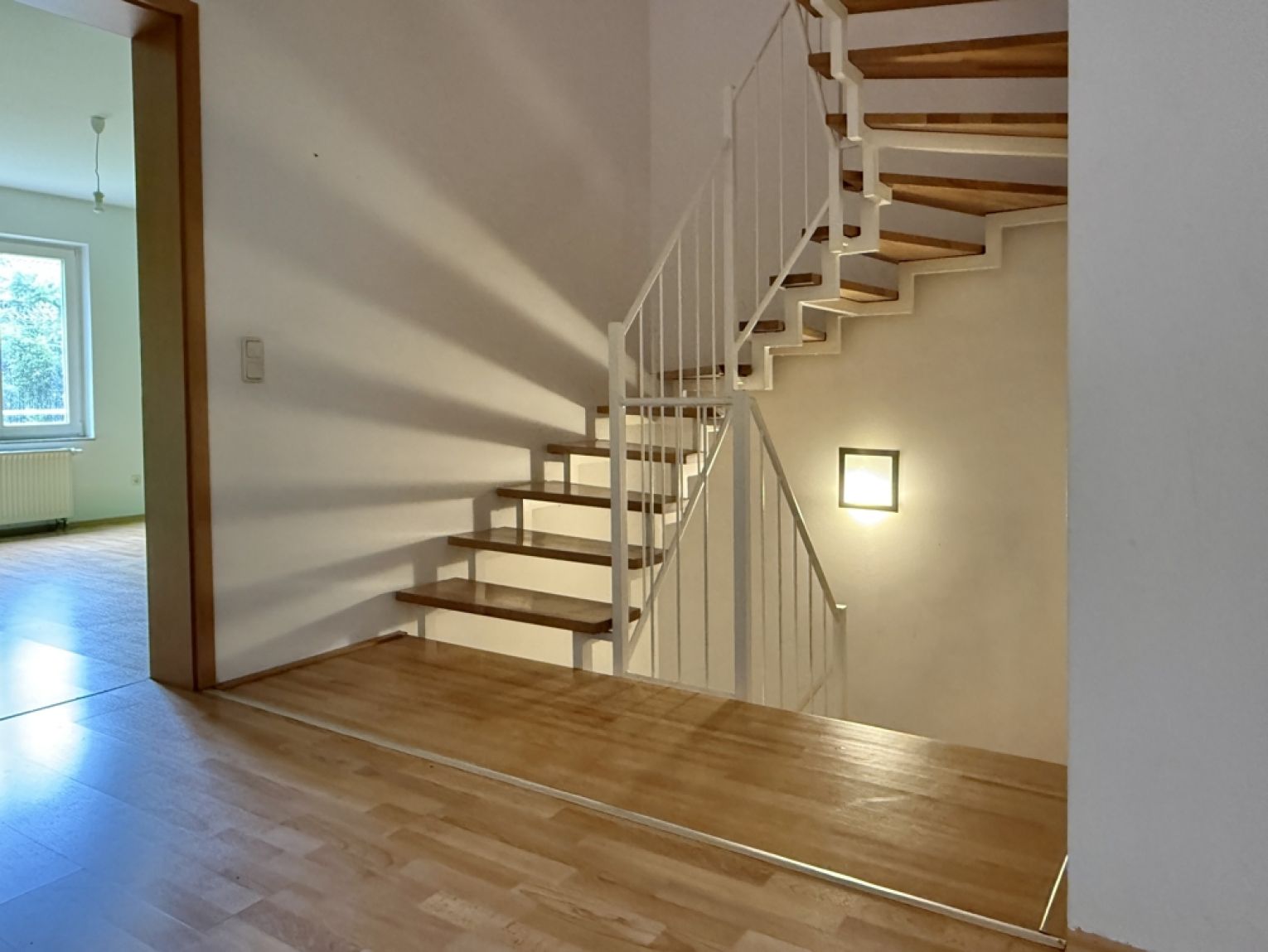 Einfamilienhaus • 173 qm Wohnfläche • Schönau • 6 Zimmer • Garage • unterkellert • kleiner Garten
