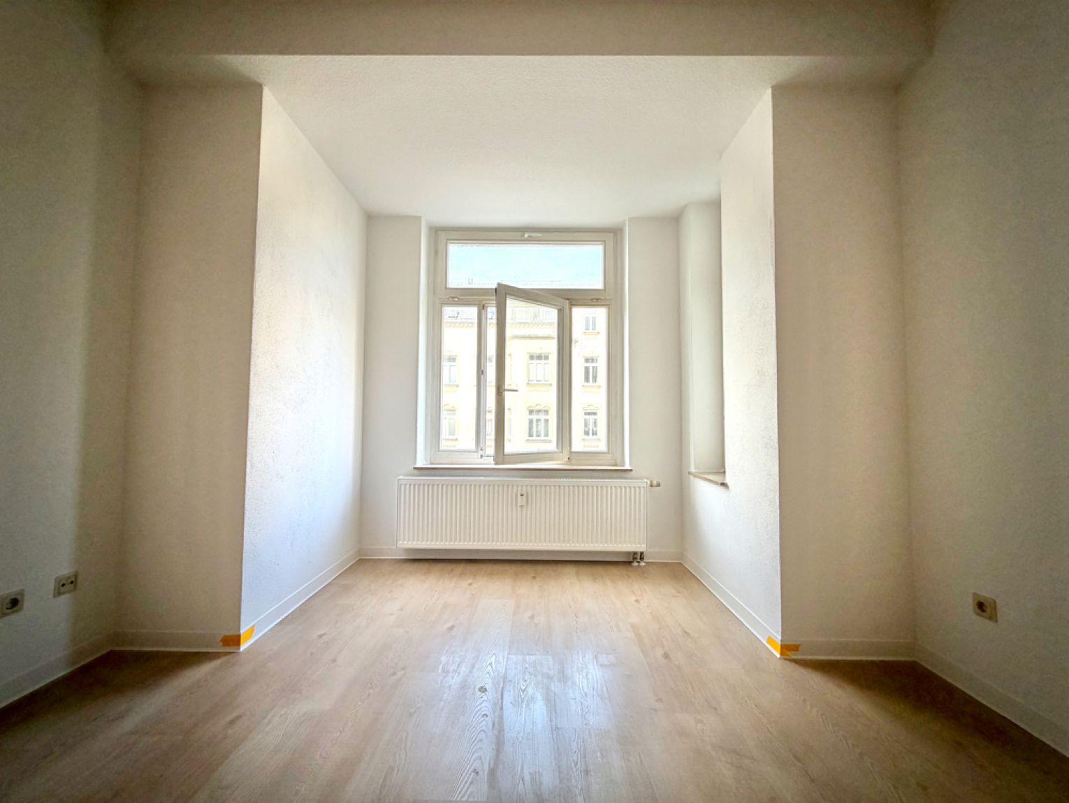 1 Zimmer • auf dem Kaßberg • zur Miete • 