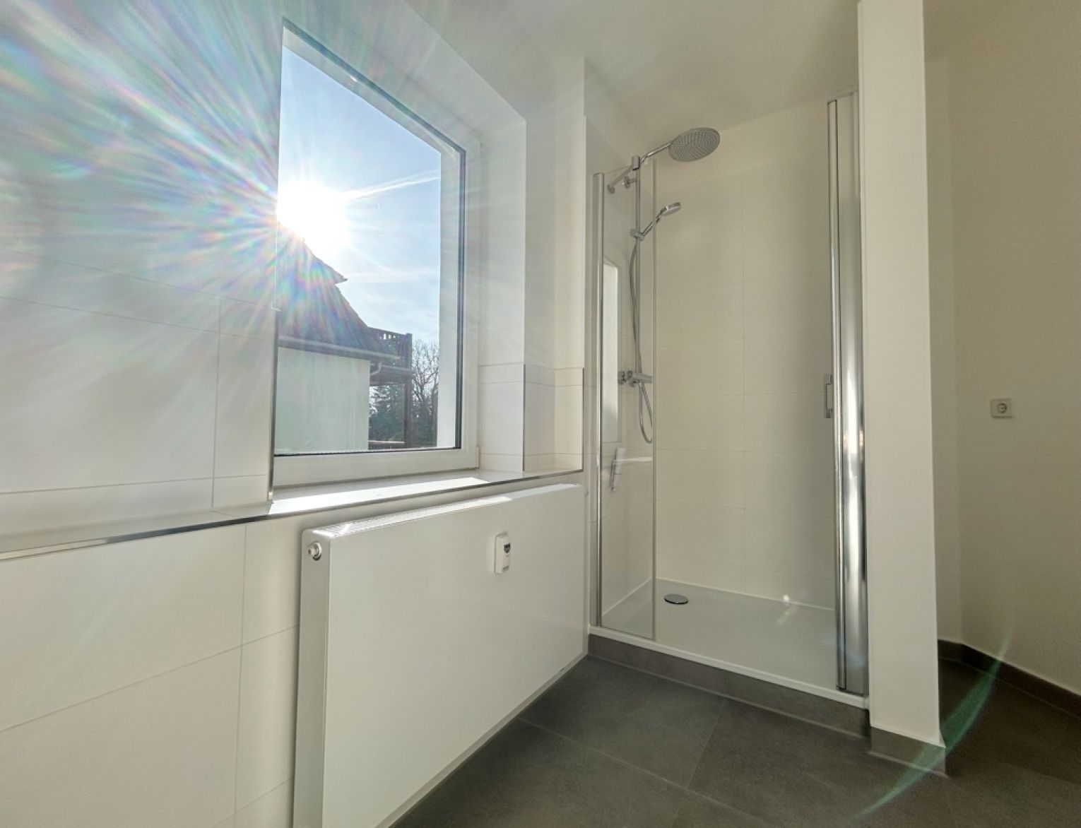 Jetzt mieten • 3 Zimmer Wohnung • Balkon • Wintergarten • Neu saniert • Garage • in Reichenbrand