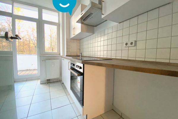 Einbauküche • Bernsdorf • Chemnitz • Balkon • Erdgeschoss • 3- Raum Wohnung • zur Miete