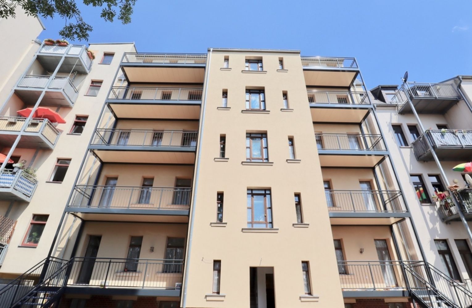 Balkon • 3-Raum Wohnung in Chemnitz • Fußbodenheizung • Erstbezug • Hilbersdorf • schnell sein