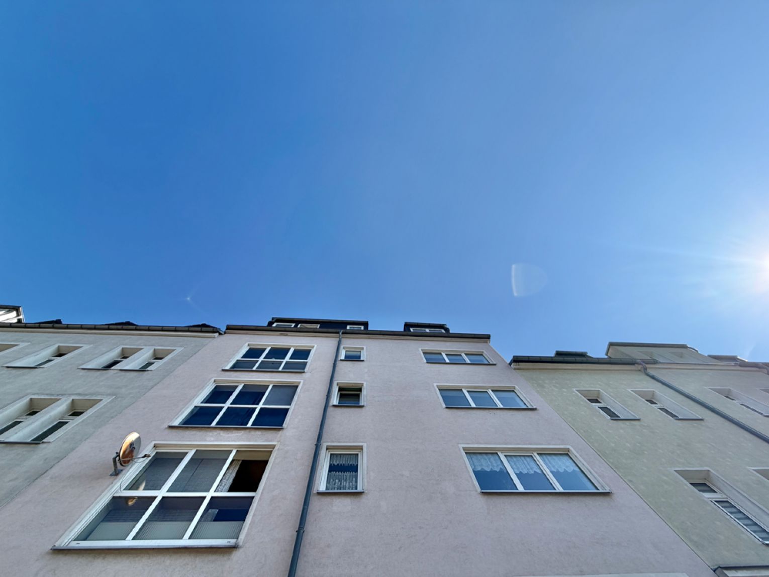 1 Zimmer • mit Balkon • und Einbauküche • Wohnung zur Miete • in Chemnitz • Kappel • jetzt anrufen