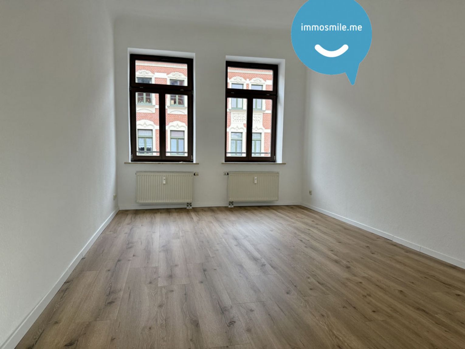 Schloßchemnitz • 2 Zimmer • Balkon • schickes neues Laminat • ruhige Lage • gleich mal anschauen!?