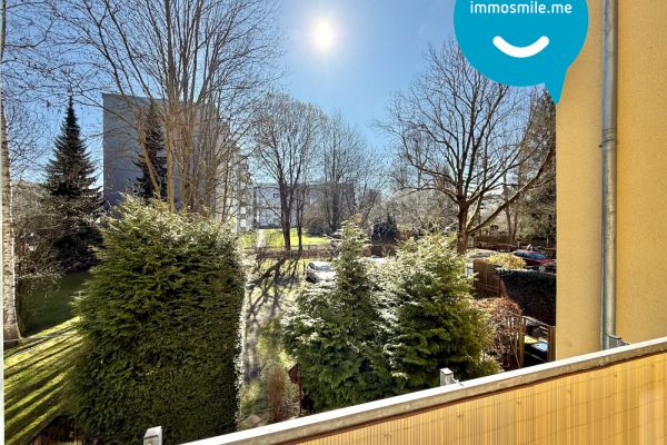 Chemnitz• Bernsdorf • 2 Zimmer • mit Balkon • Tageslichtbad • Stellplatz • schnell sein!