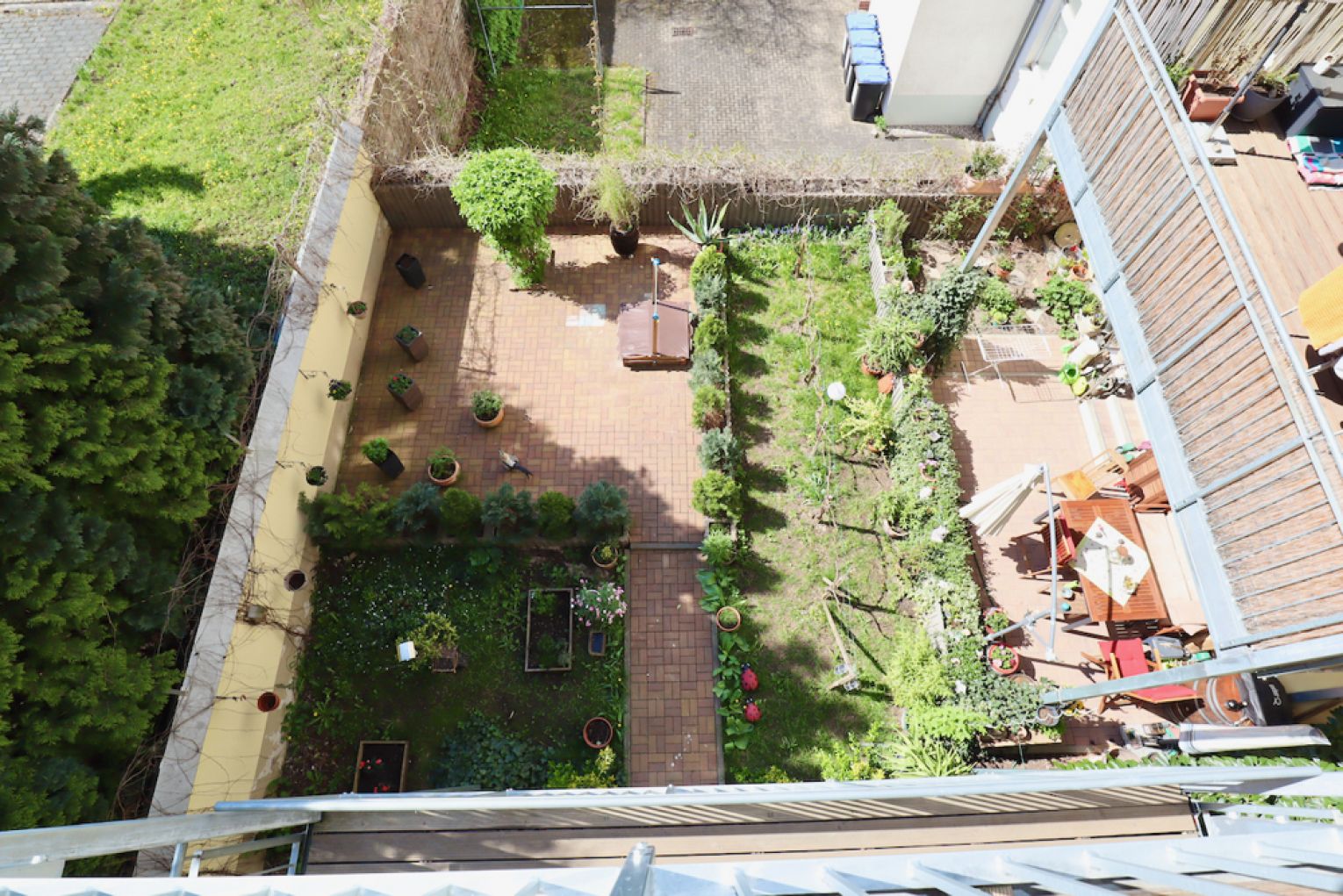Sonnenbalkon • 4 Zimmer • Chemnitz • Fussbodenheizung • Laminat • Tageslichtbad • Wanne & Dusche