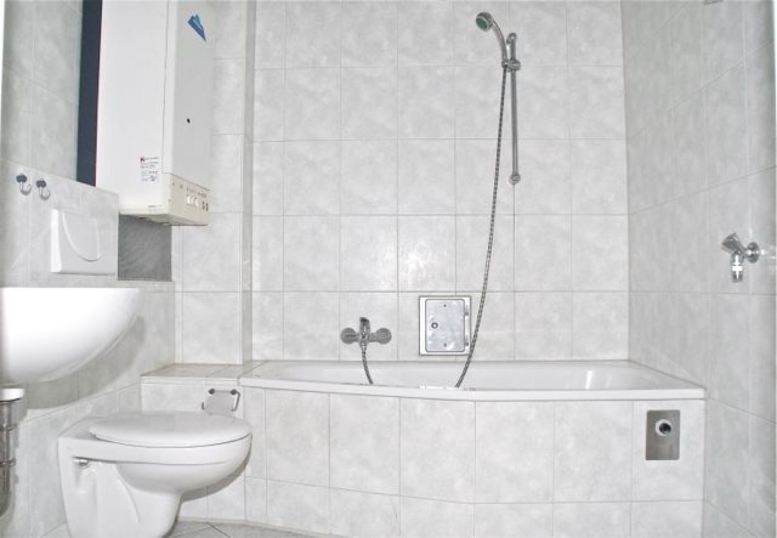 Mietwohnung • in Chemnitz • Altbau • in Altchemnitz • 3 Zimmer • 2 Balkone • jetzt mieten