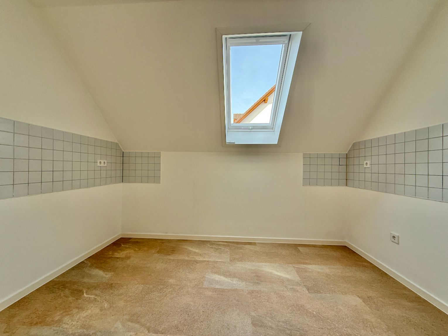 2 Zimmer • Carport • zwei Balkone • ERSTBEZUG • in Mittelbach • zur Miete • schnell sein und mieten