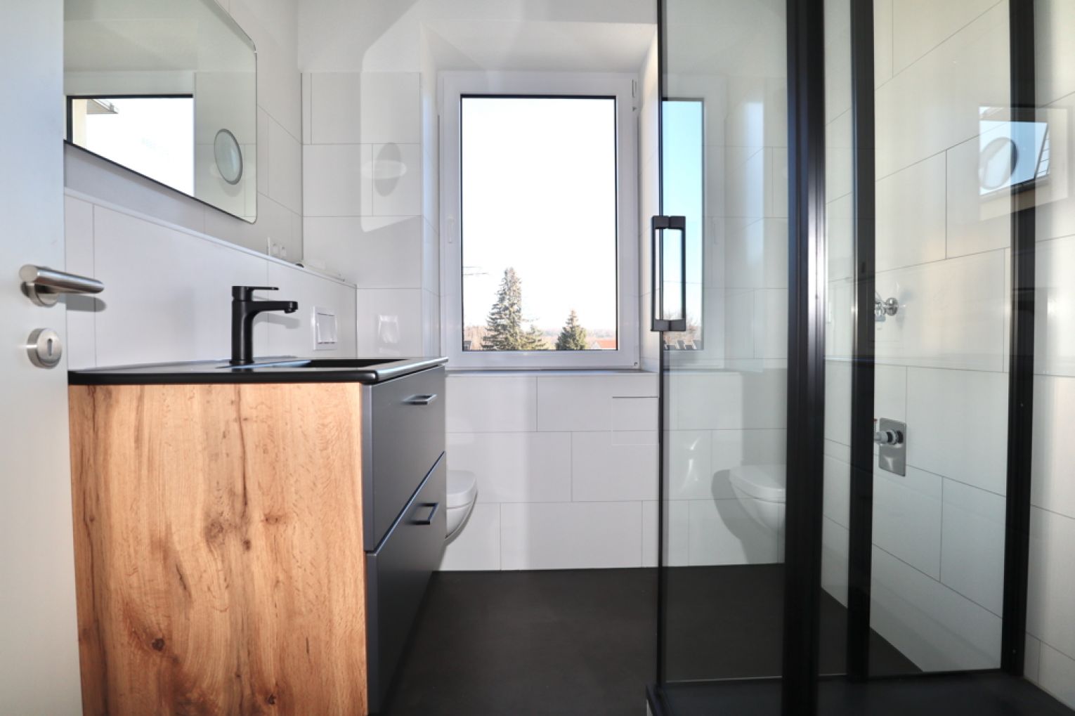 2 Zimmer • mit Einbauküche • neues Bad • in Limbach-Oberfrohna • zur Miete • jetzt anschauen!