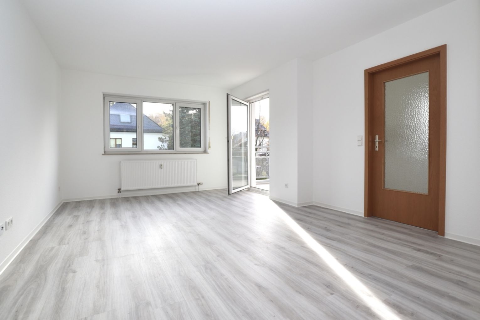 2-Raum Wohnung • in Chemnitz • ruhige Lage • Balkon • Tiefgarage • perfekte Anbindung • mieten!