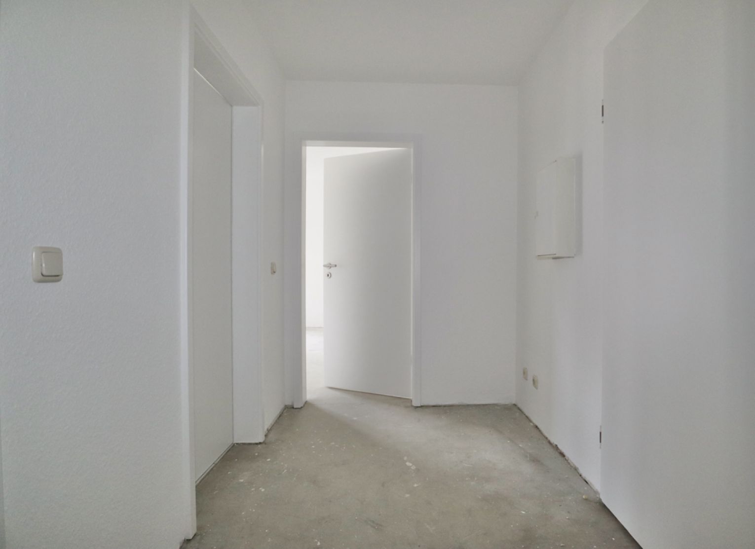 neuer Boden • Chemnitz • Wanne • Sonnenberg • 2-Raum Wohnung • zur Miete • Aufzug • Tiefgarage