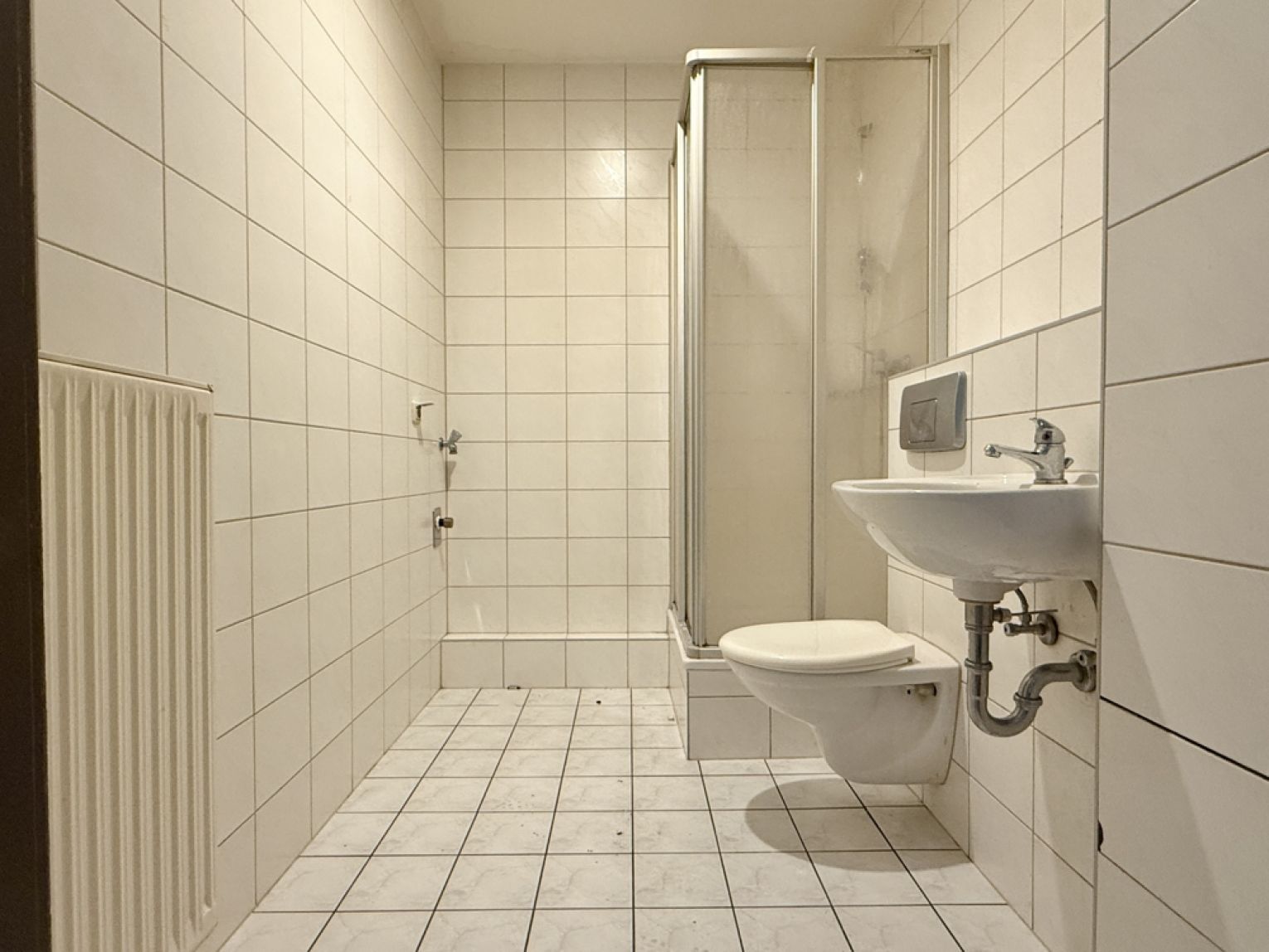 Sanierungsobjekt mit Potenzial • ca. 650 qm Wohnfläche • gute Grundsubstanz • ruhige Lage • TOP