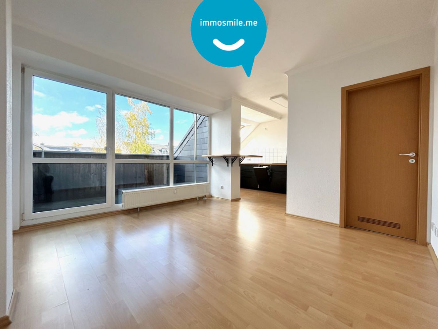 KAßBERG • 2-Zimmer • Loggia • individueller Grundriss • moderne. Einbauküche • schnell mieten