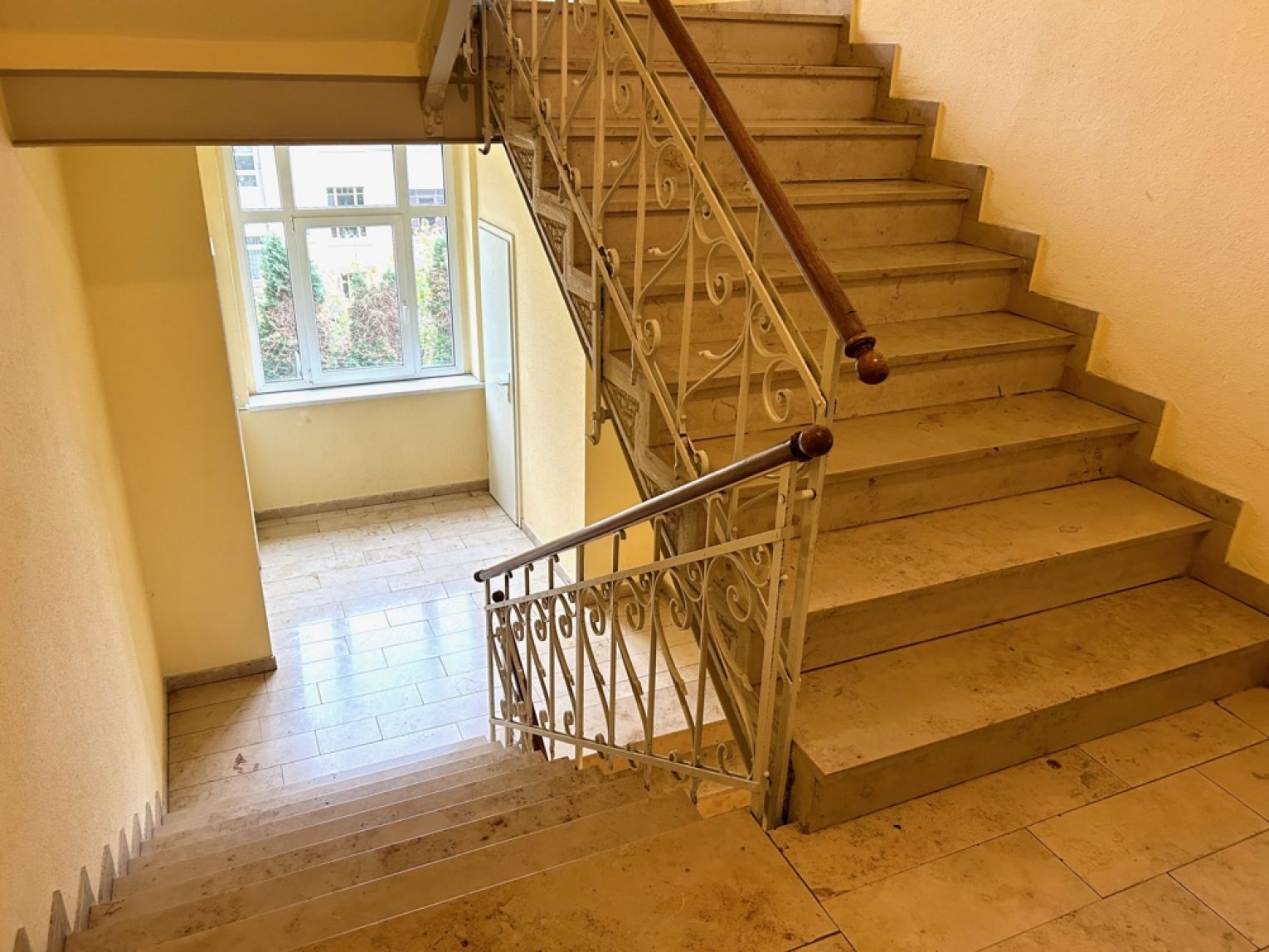 2-Zimmer • mit Balkon • Eigentumswohnung • vermietet • Ebersdorf • zum Kauf