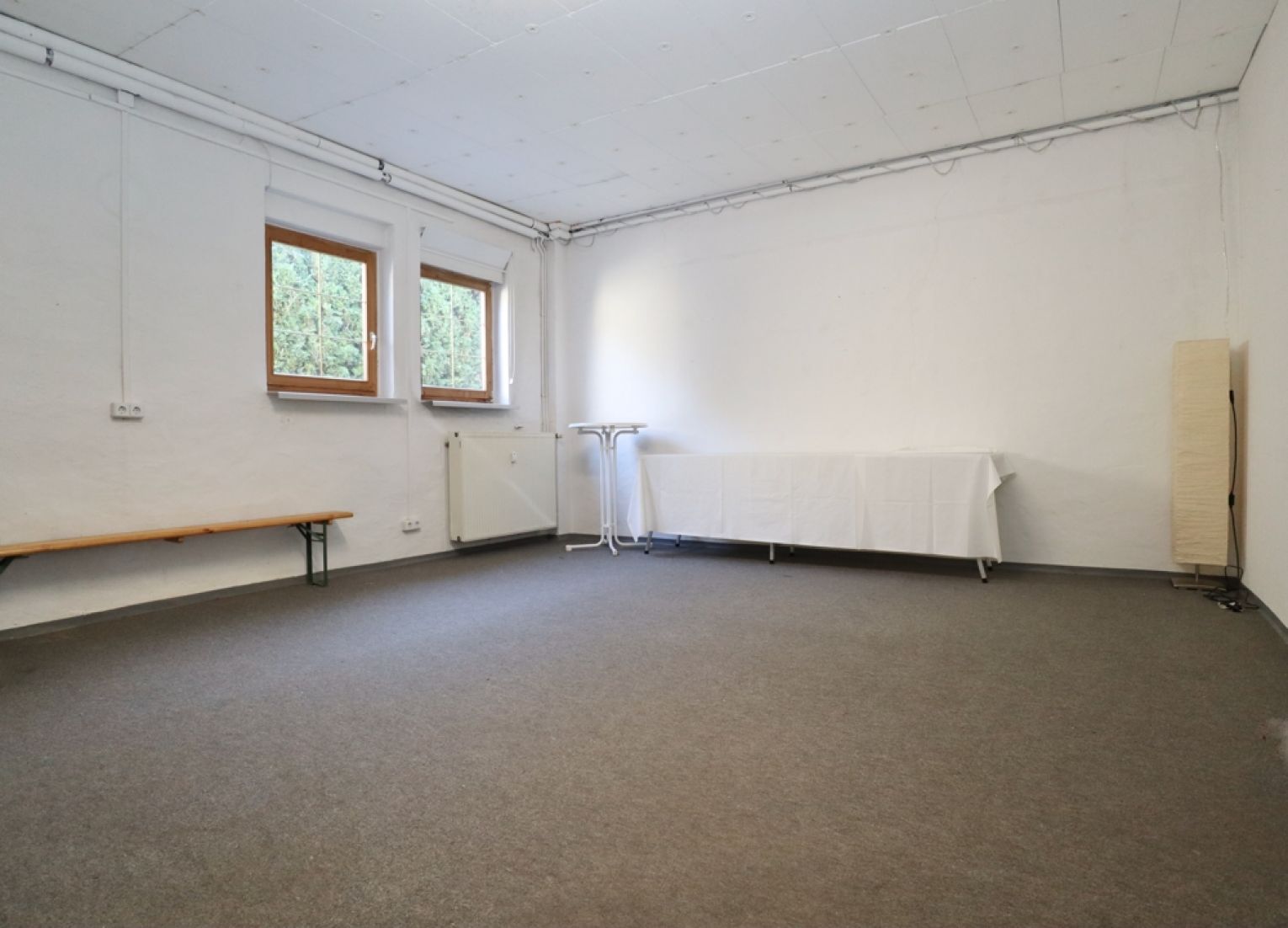 Lager • großer Raum • hell • ruhige Lage • Stellplatz • Kaßberg • jetzt Besichtigung vereinbaren