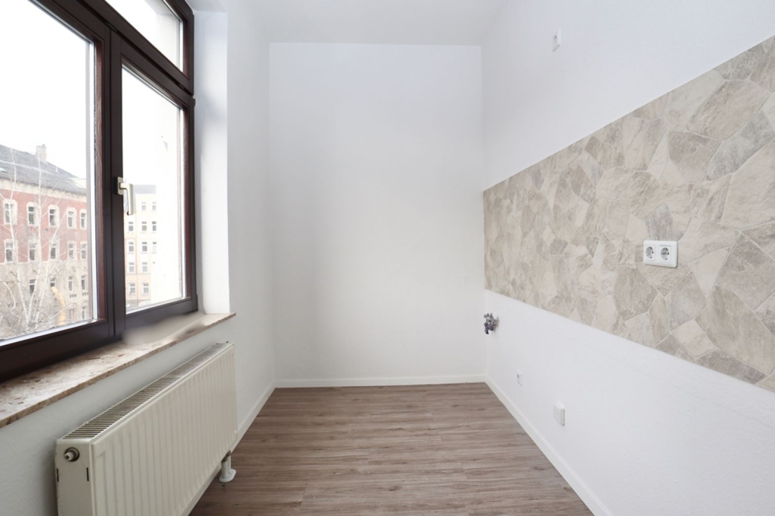 2-Zimmer Wohnung in Chemnitz • Einbauküche • neu saniert • Wanne • Sonnenberg • jetzt mieten