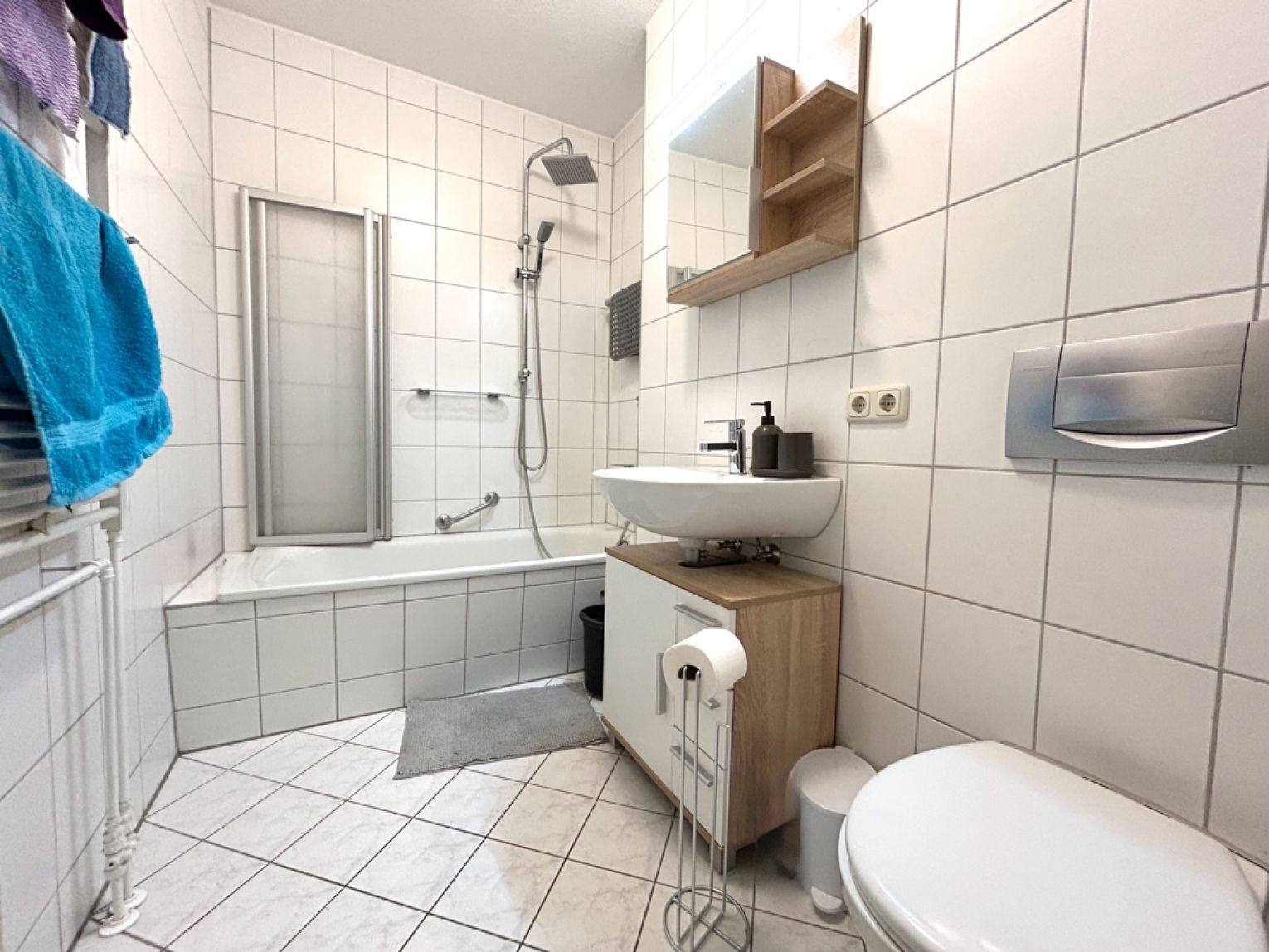 Mietwohnung • 2-Zimmer • Balkon • Aufzug • TG-Stellplatz • offenes Wohen • jetzt mieten