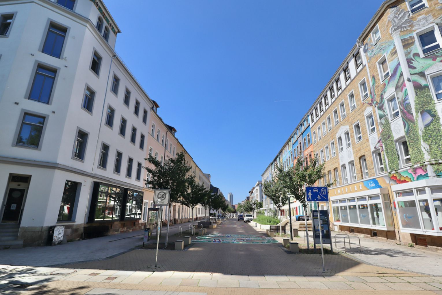 1-2 Zimmer • mit Küche • modernes Wohnen • Nähe zum Brühl • im Zentrum • zur Miete
